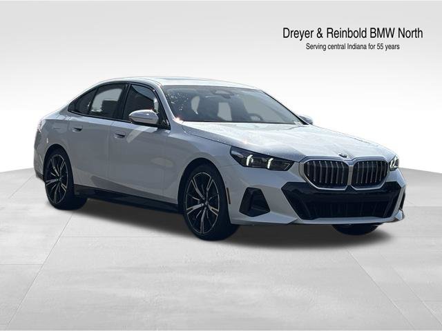 New 2027 BMW 530i xDrive w/ M Sport Package AWD/4WD image 9