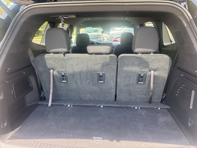 Used 2025 GMC Acadia Elevation FWD image 21