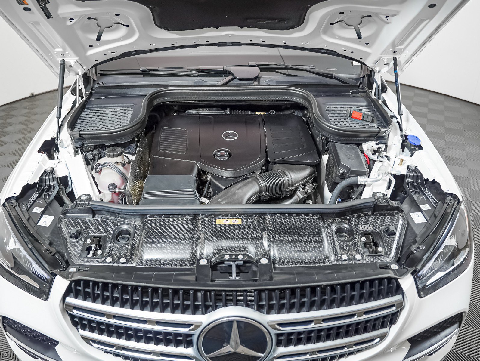 Certified 2026 Mercedes-Benz GLE 350 4MATIC image 4