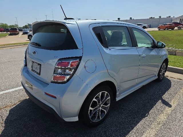 Used 2018 Chevrolet Sonic LT FWD image 5