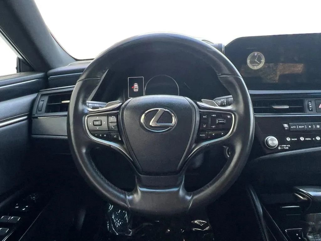 Used 2023 Lexus ES 350 w/ Accessory Package (Z1) FWD image 11