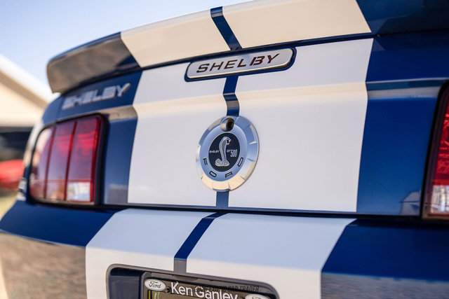 Used 2007 Ford Mustang Shelby GT500 RWD image 54
