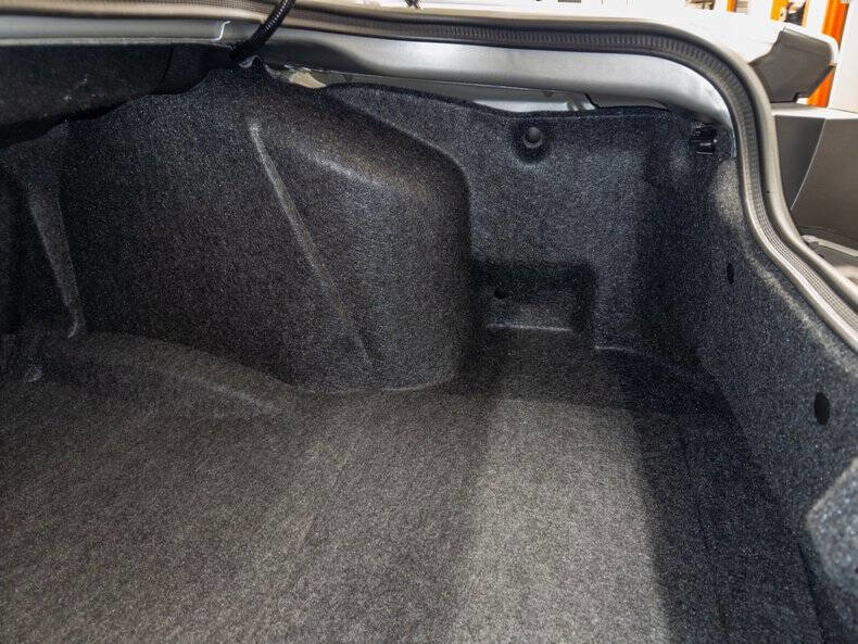 Used 2023 Dodge Challenger SRT Hellcat image 17