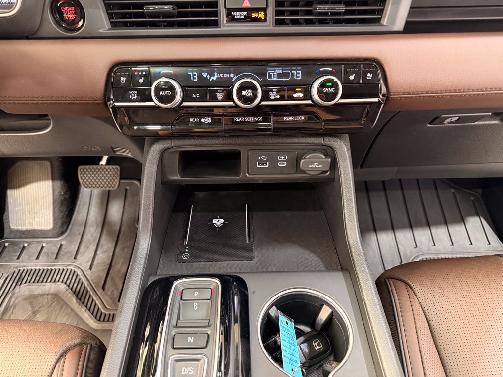 Used 2025 Honda Pilot Elite image 24