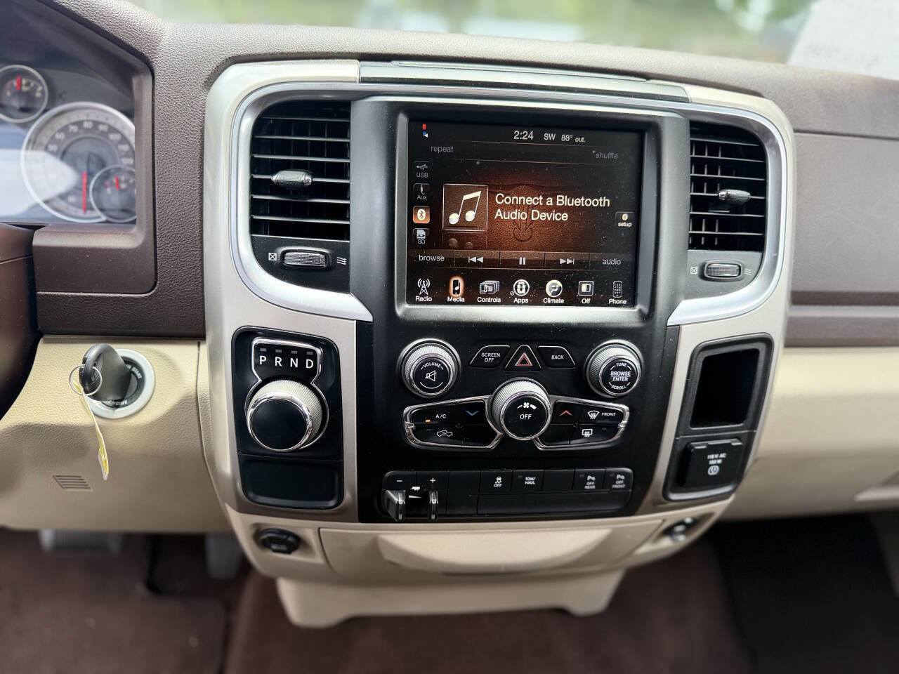 Used 2015 RAM 1500 Lone Star RWD image 14