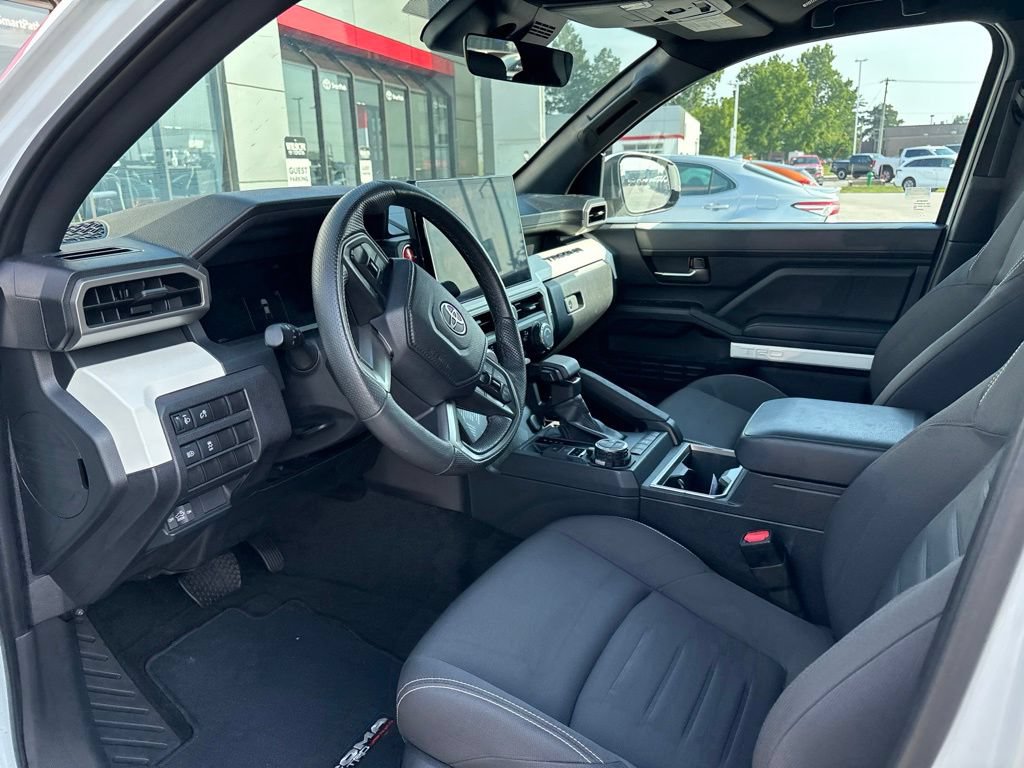 Used 2024 Toyota Tacoma TRD Off-Road AWD/4WD image 6