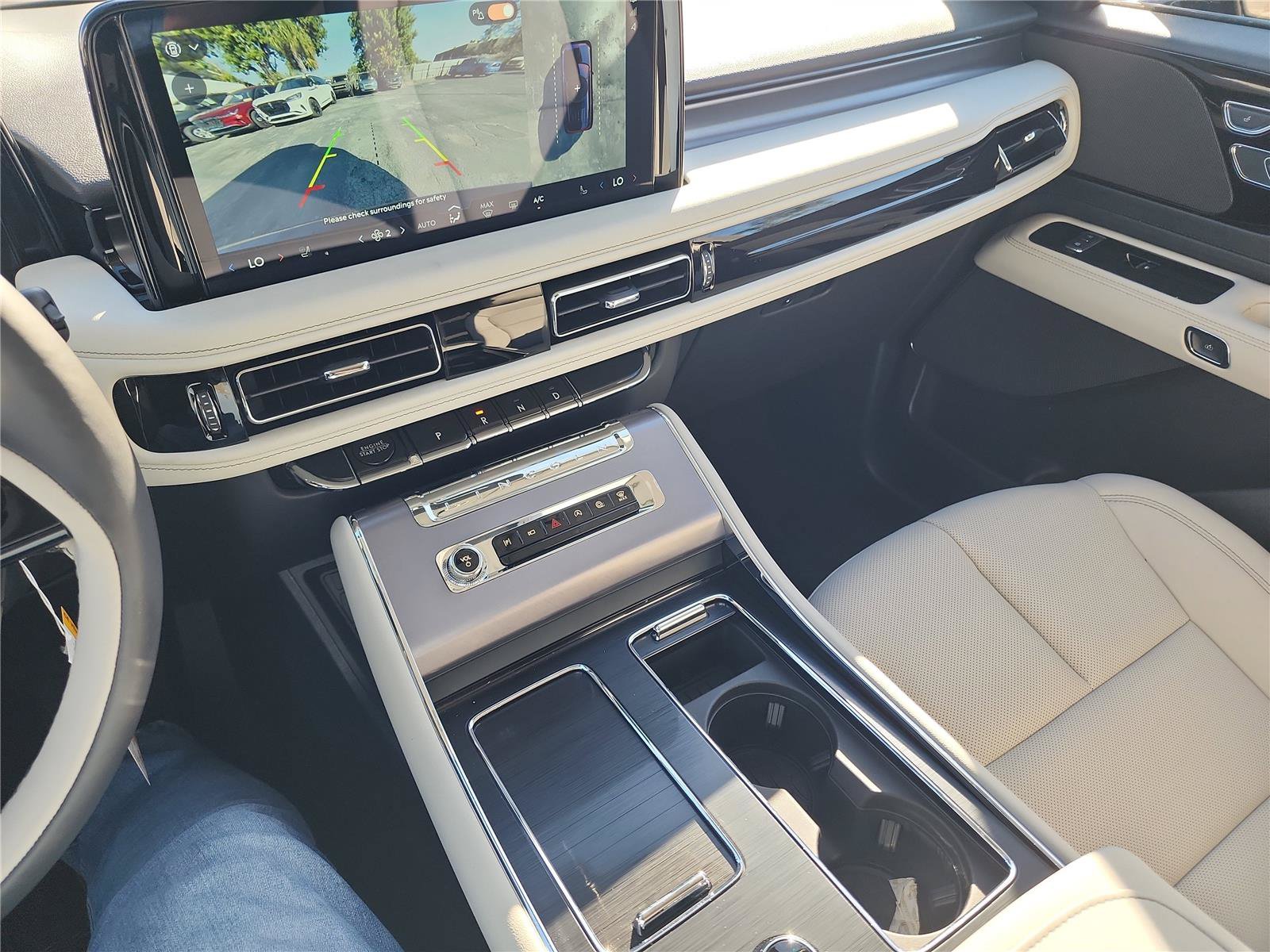 New 2026 Lincoln Aviator 2WD image 40