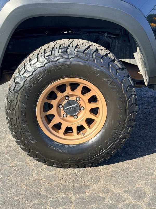 Used 2019 Toyota Tacoma TRD Off-Road image 11