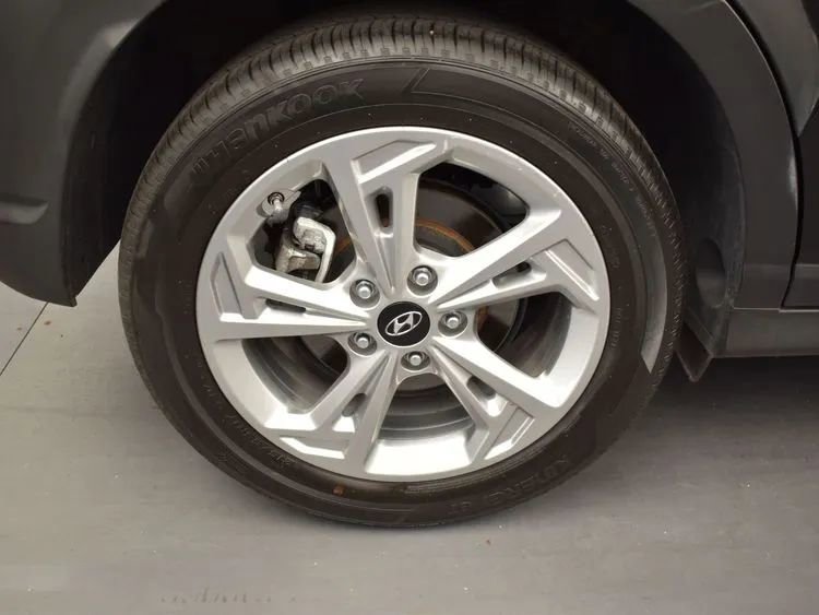 Used 2023 Hyundai Kona SEL AWD/4WD image 39