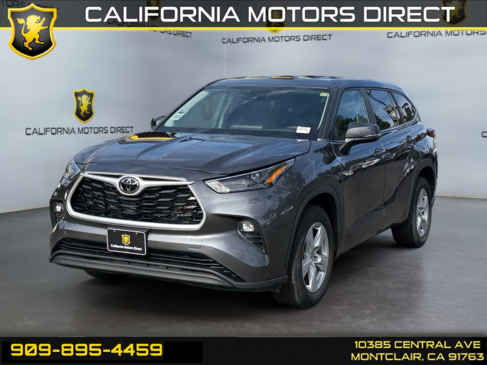 Used 2023 Toyota Highlander LE