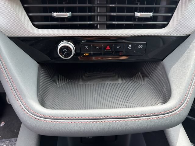 New 2026 Ford Explorer Active AWD/4WD image 31