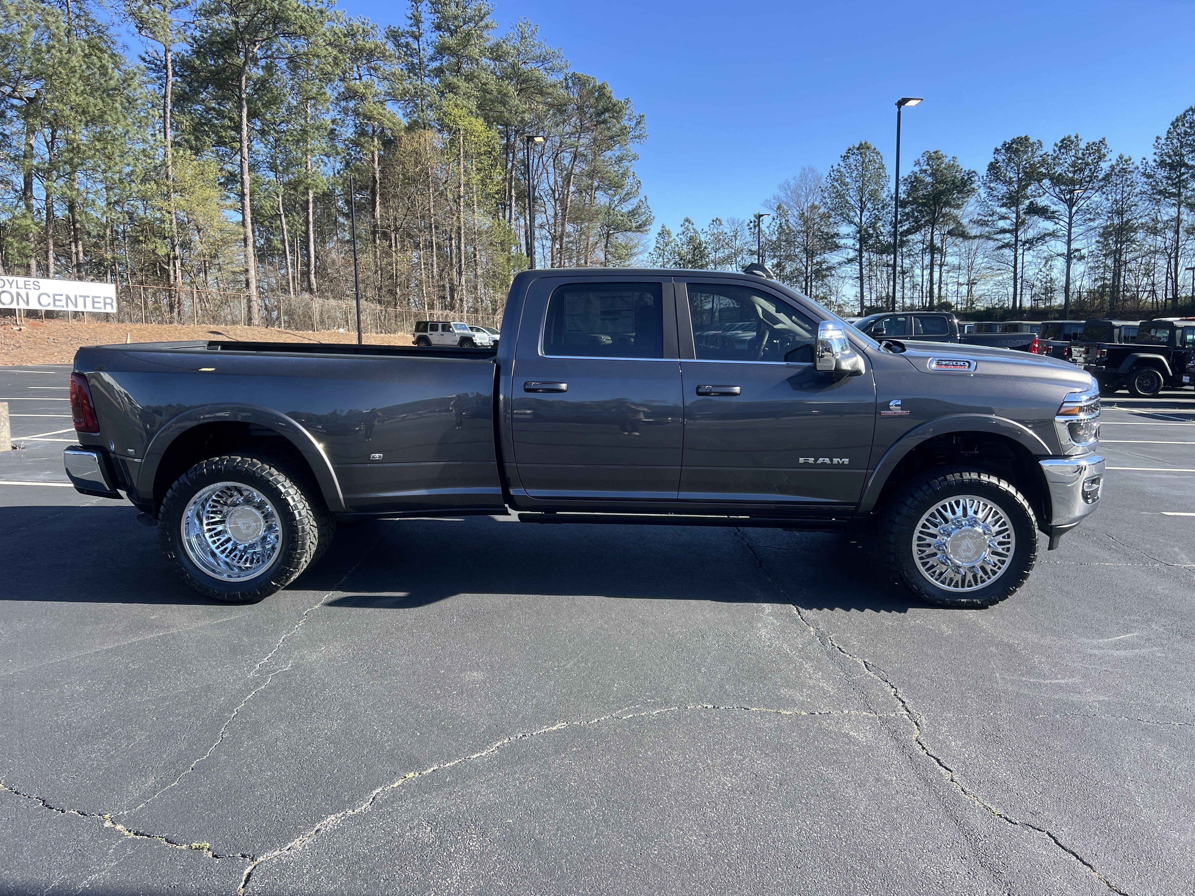 New 2026 RAM 3500 Longhorn image 13