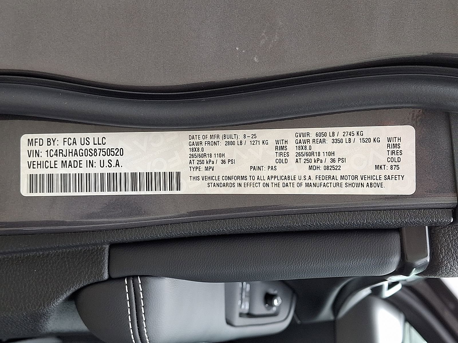 New 2025 Jeep Grand Cherokee Laredo w/ MOPAR Finishing Package image 12