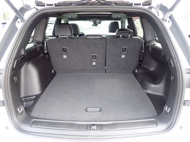 New 2025 Jeep Grand Cherokee Limited w/ Black Appearance Package AWD/4WD image 6