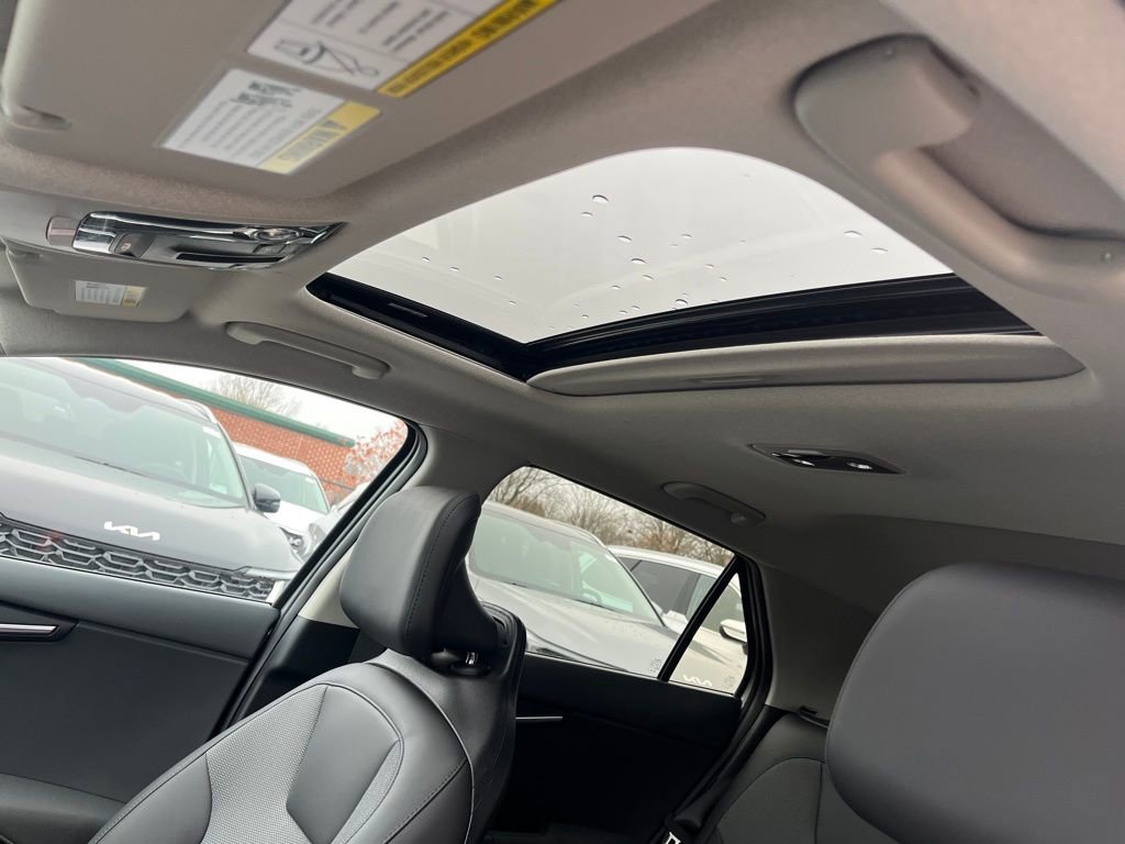New 2026 Kia Niro EX w/ EX Premium Package image 17