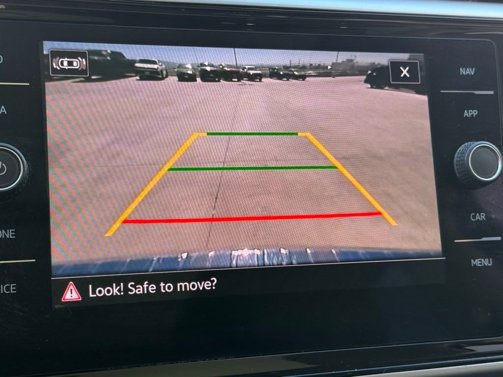 Certified 2023 Volkswagen Atlas SEL R-Line image 10