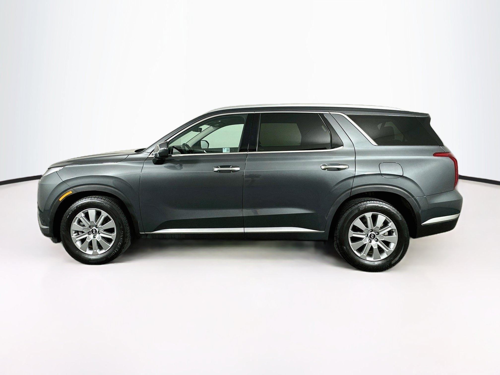 Used 2025 Hyundai Palisade SEL FWD image 4