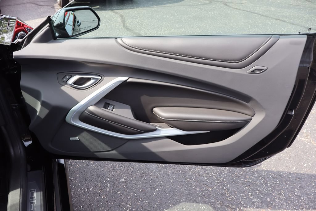 Used 2022 Chevrolet Camaro SS RWD image 24