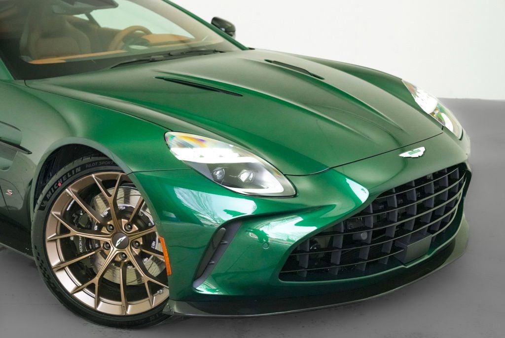 New 2026 Aston Martin V8 Vantage S image 31
