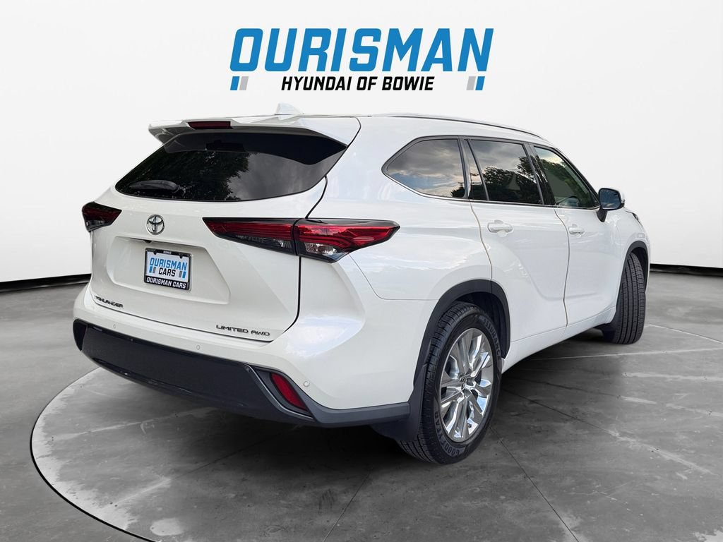 Used 2021 Toyota Highlander Limited AWD/4WD image 6