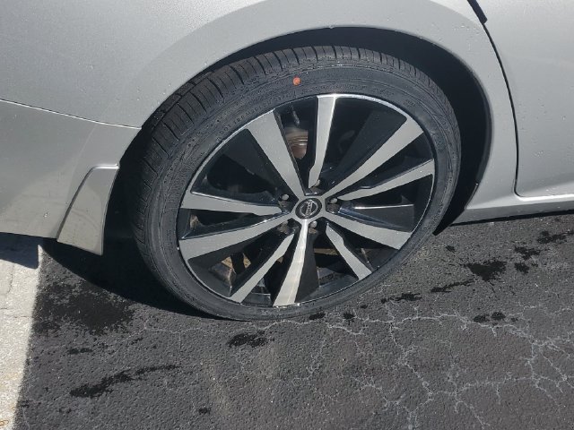 Used 2021 Nissan Altima 2.5 SR FWD image 5
