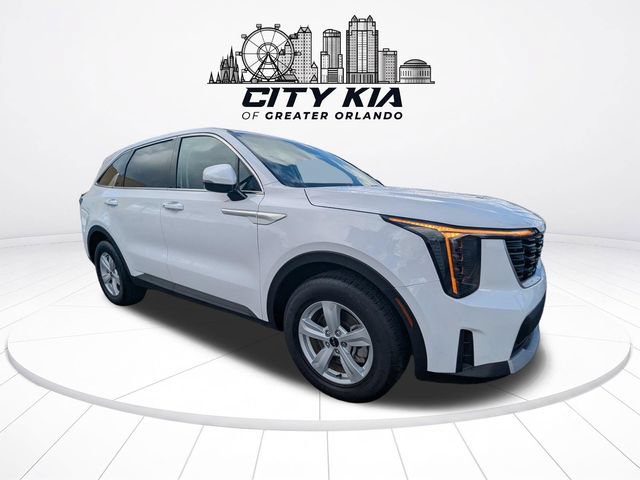 Used 2026 Kia Sorento LX FWD image 6