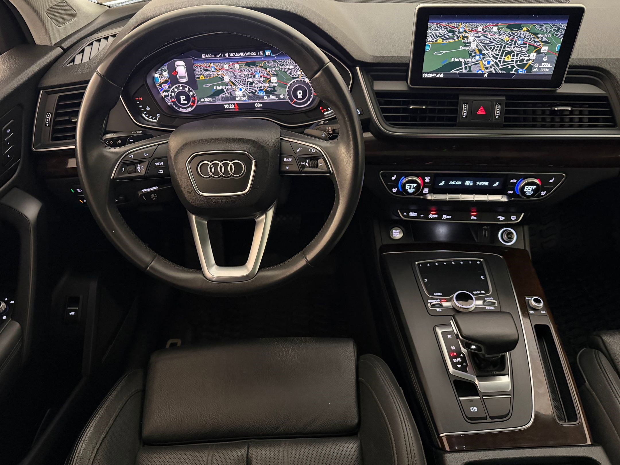 Used 2019 Audi Q5 2.0T Premium Plus w/ Premium Plus Package AWD/4WD image 29