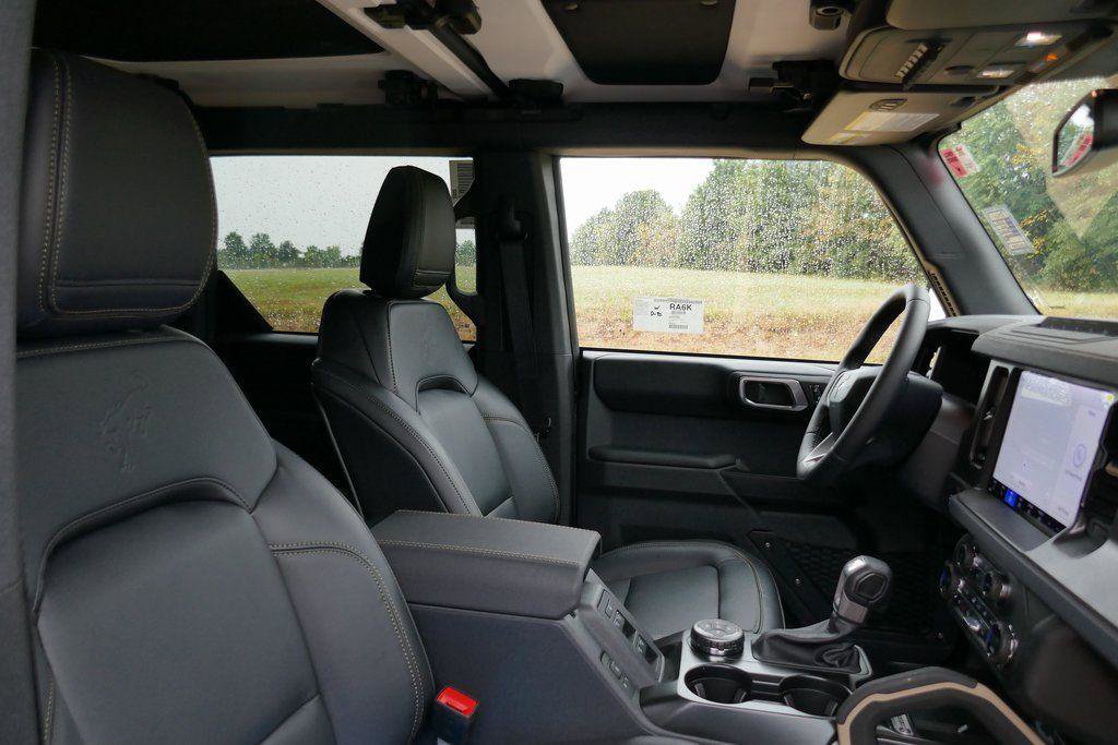 New 2025 Ford Bronco Badlands image 10