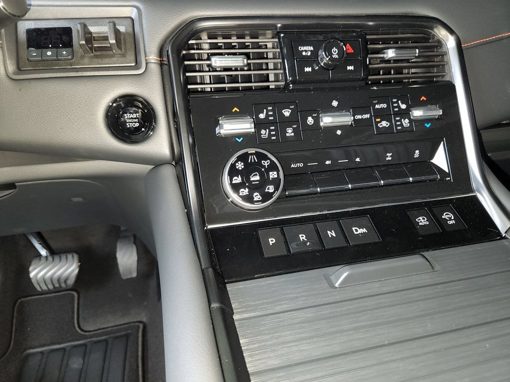 New 2026 Nissan Armada PRO-4X AWD/4WD image 21