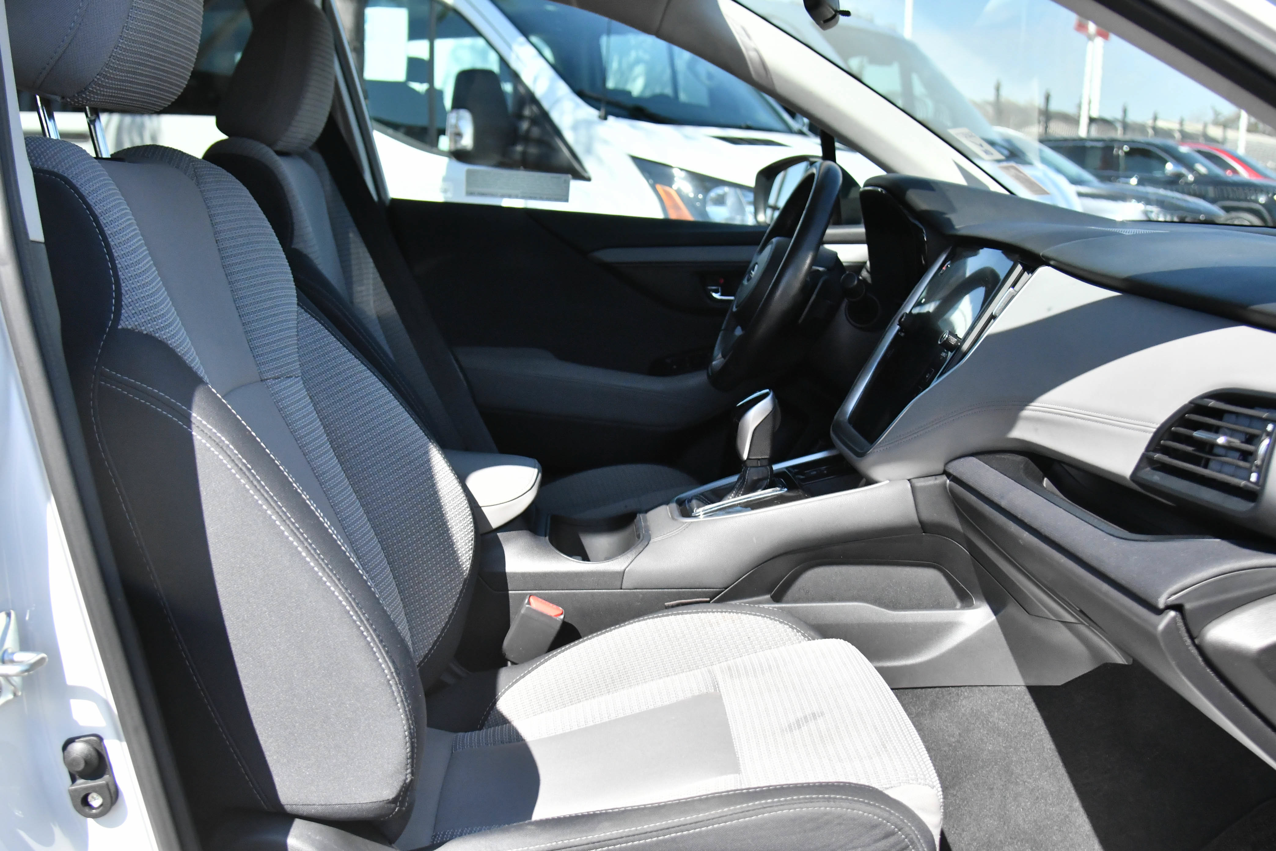 Used 2023 Subaru Outback Premium AWD/4WD image 44