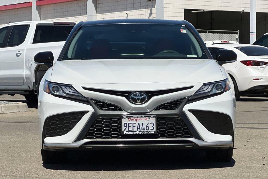 Used 2023 Toyota Camry XSE FWD image 11