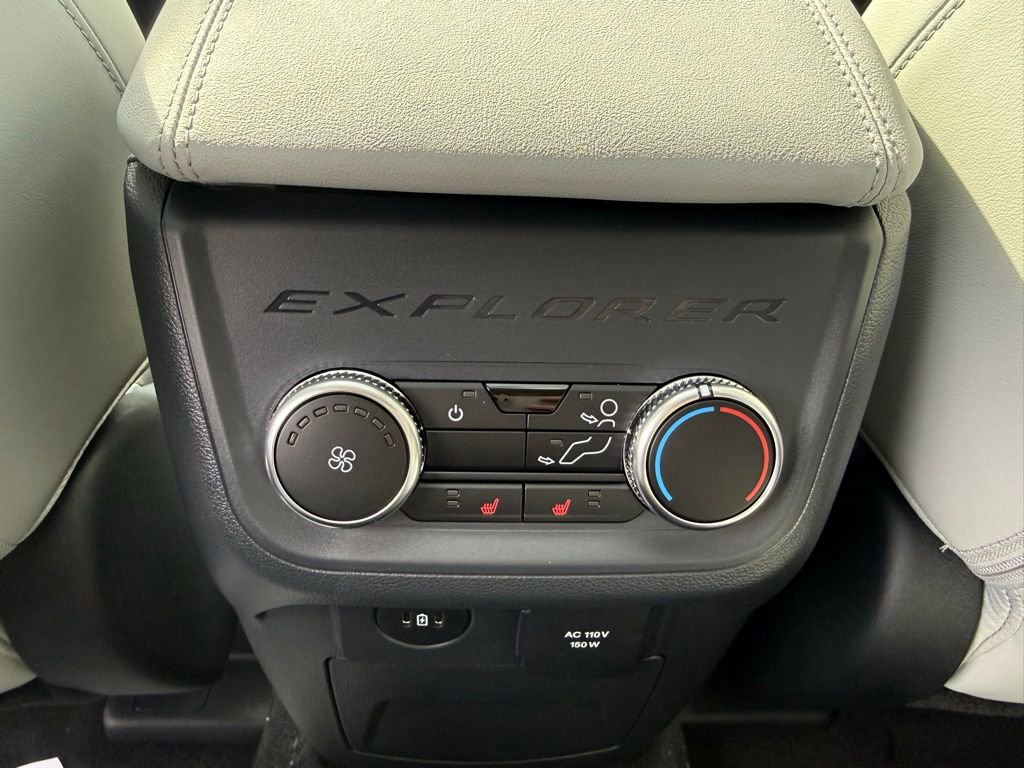 New 2026 Ford Explorer Platinum AWD/4WD image 31