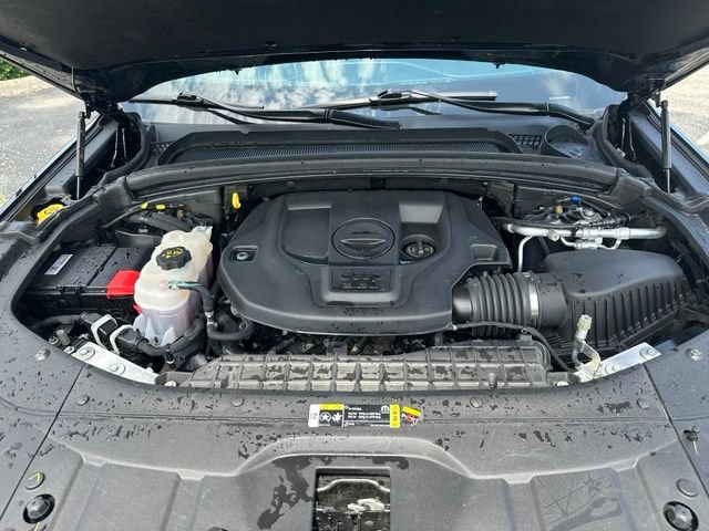 Used 2023 Jeep Grand Cherokee Overland AWD/4WD image 12