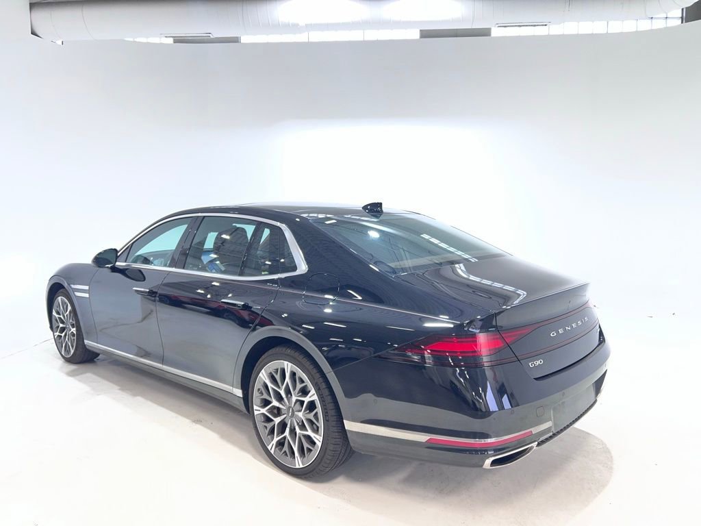 Used 2025 Genesis G90 3.5T image 3