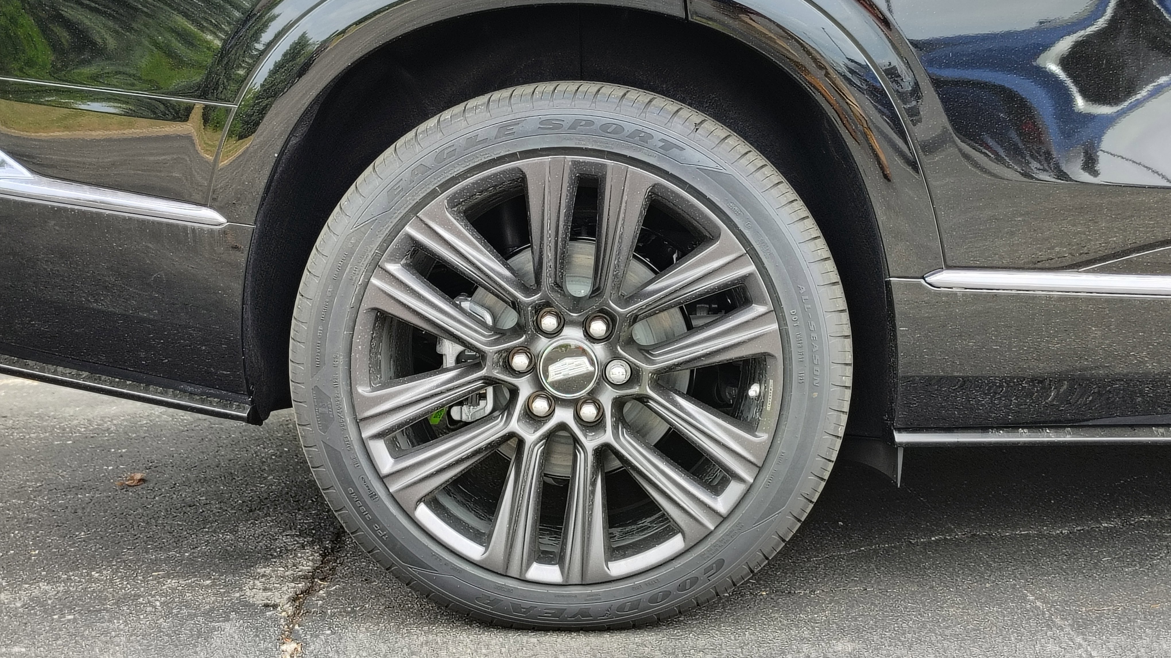 New 2026 Cadillac Vistiq Platinum w/ LPO, Floor Liner Package image 30