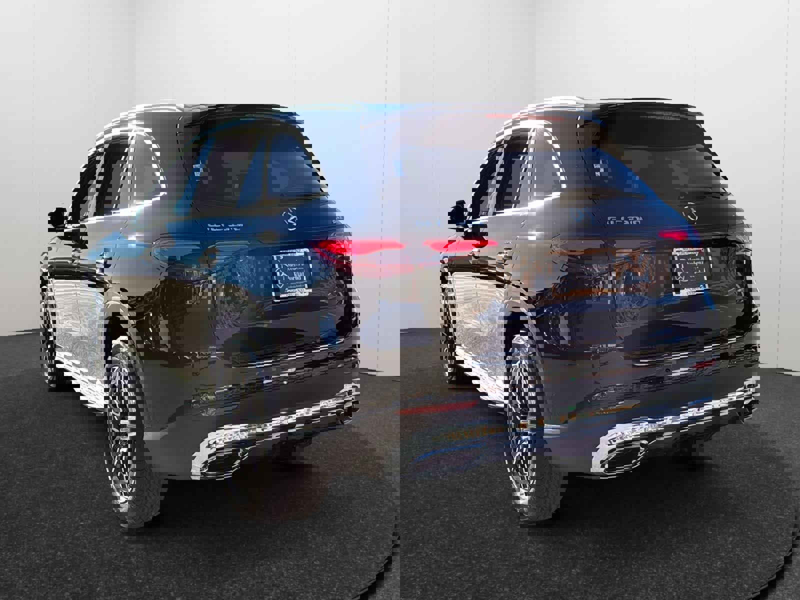 New 2026 Mercedes-Benz GLC 300 4MATIC image 6