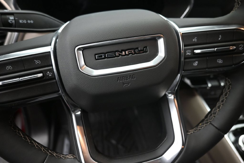 New 2026 GMC Canyon Denali AWD/4WD image 17