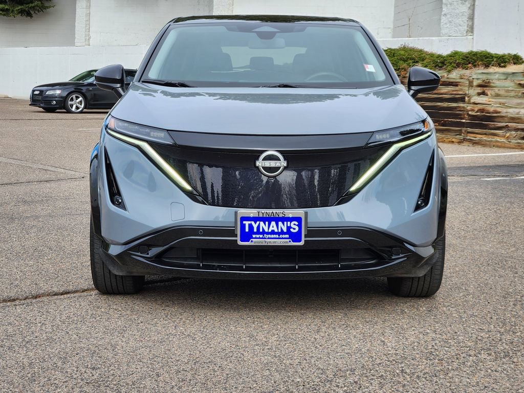 Used 2025 Nissan Ariya AWD image 2