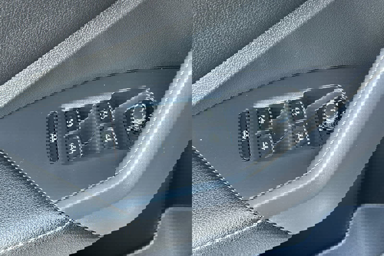 Used 2022 Volkswagen Jetta Sport image 13