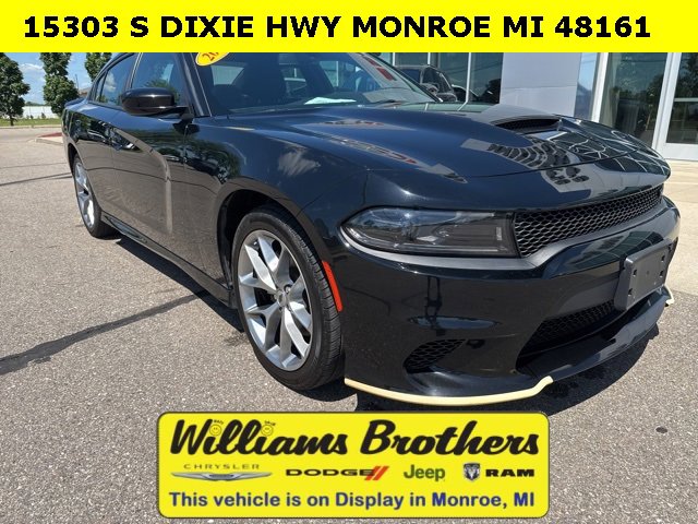 Certified 2023 Dodge Charger GT image 4