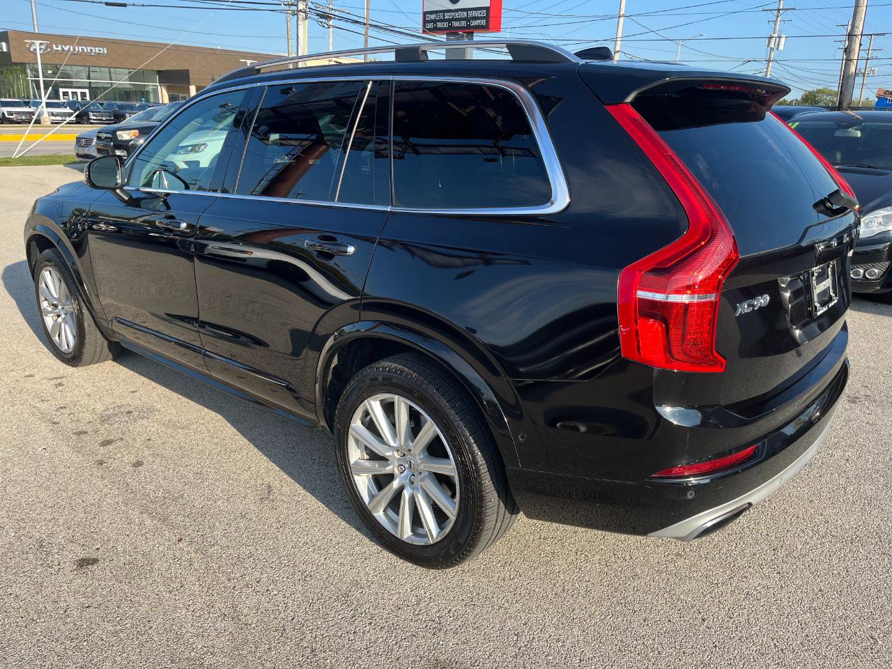Used 2016 Volvo XC90 T8 Momentum AWD/4WD image 3