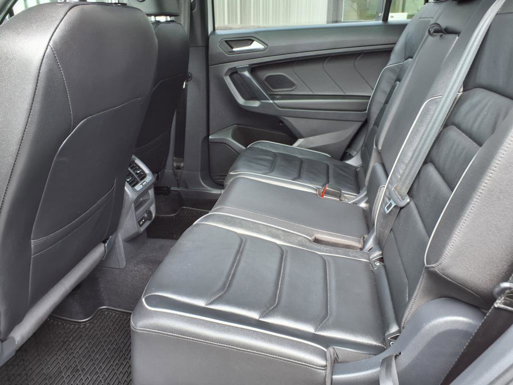 Used 2020 Volkswagen Tiguan SEL Premium R-Line w/ 3rd Row Seat Package image 9