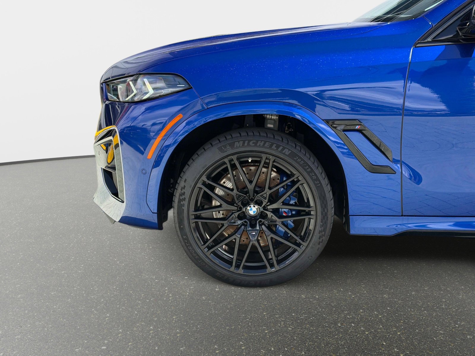 Used 2026 BMW X6 M Competition image 13