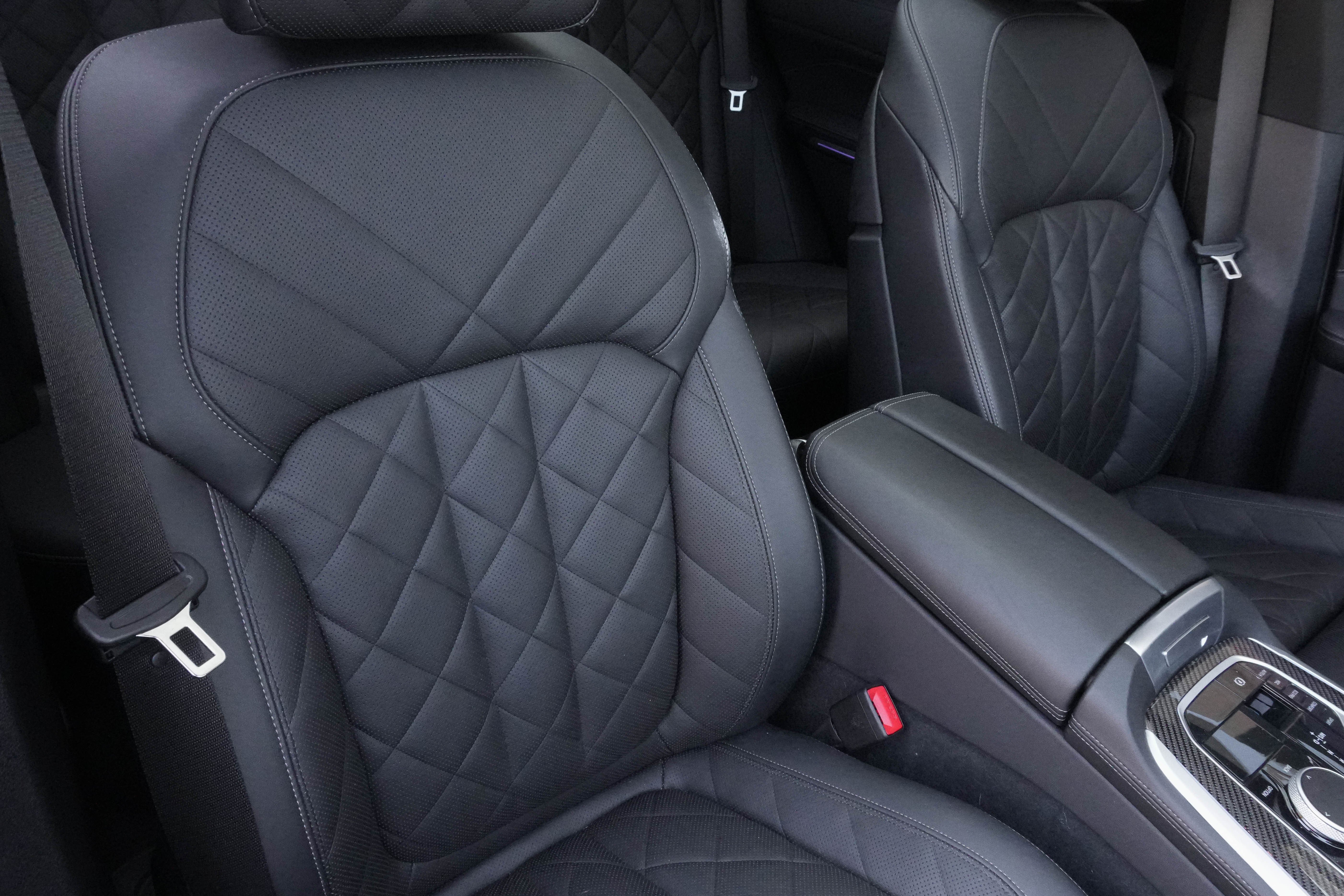 Used 2023 BMW X5 M50i w/ Climate Comfort Package AWD/4WD image 11