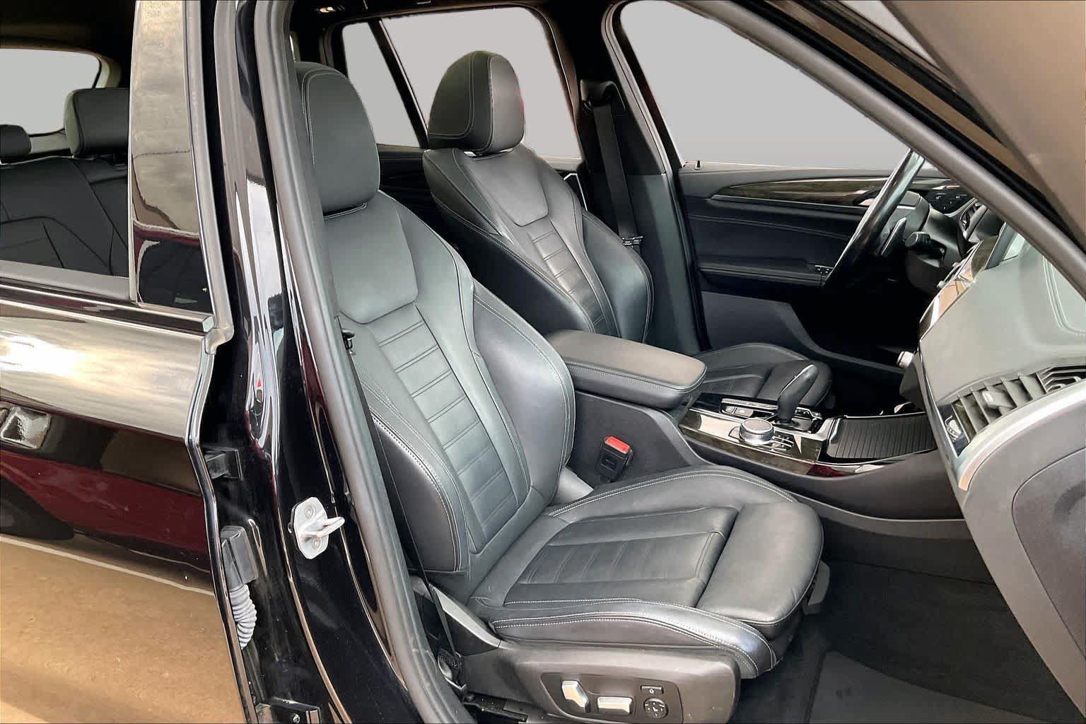 Used 2018 BMW X3 M40i AWD/4WD image 10