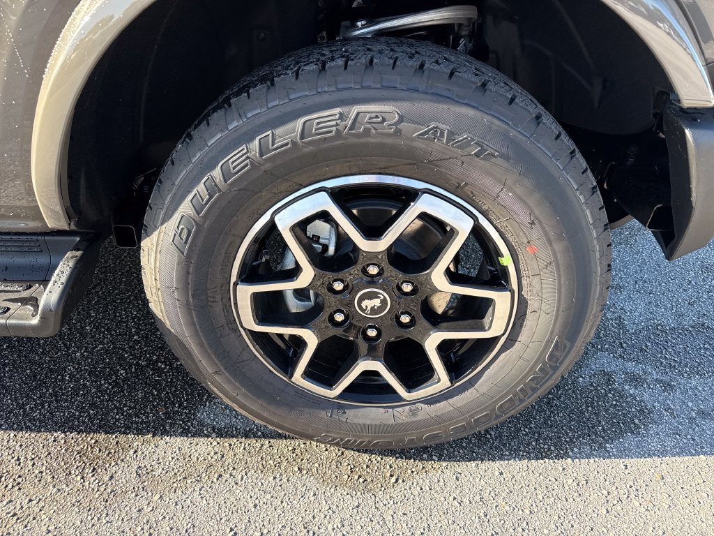 New 2026 Ford Bronco Outer Banks AWD/4WD image 10
