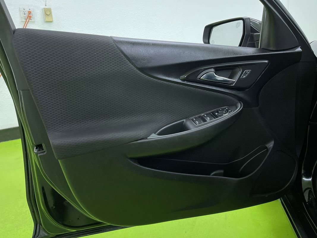 Used 2023 Chevrolet Malibu LT image 16