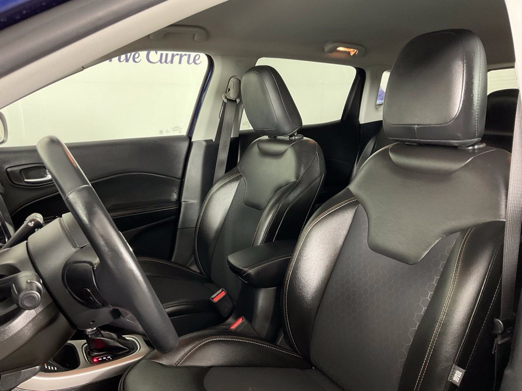 Used 2018 Jeep Compass Latitude w/ Popular Equipment Group AWD/4WD image 14