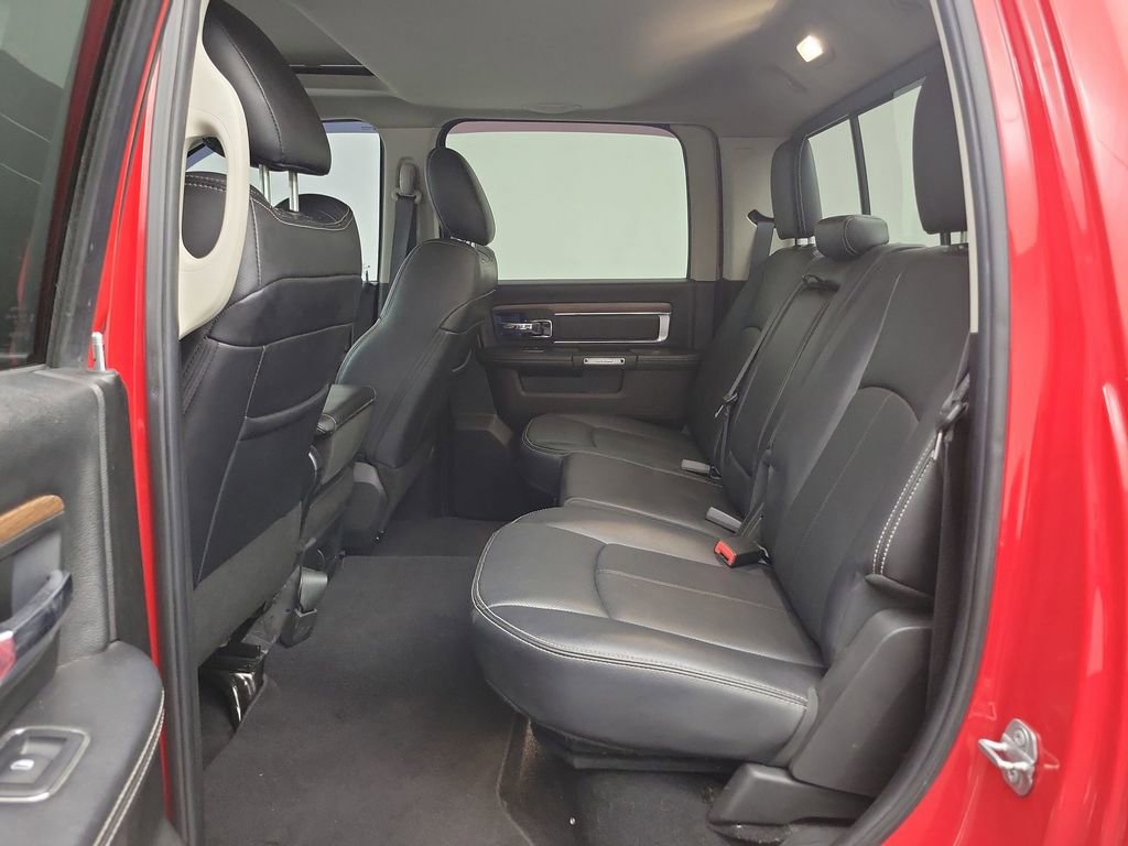 Used 2018 RAM 1500 Laramie w/ Convenience Group image 9