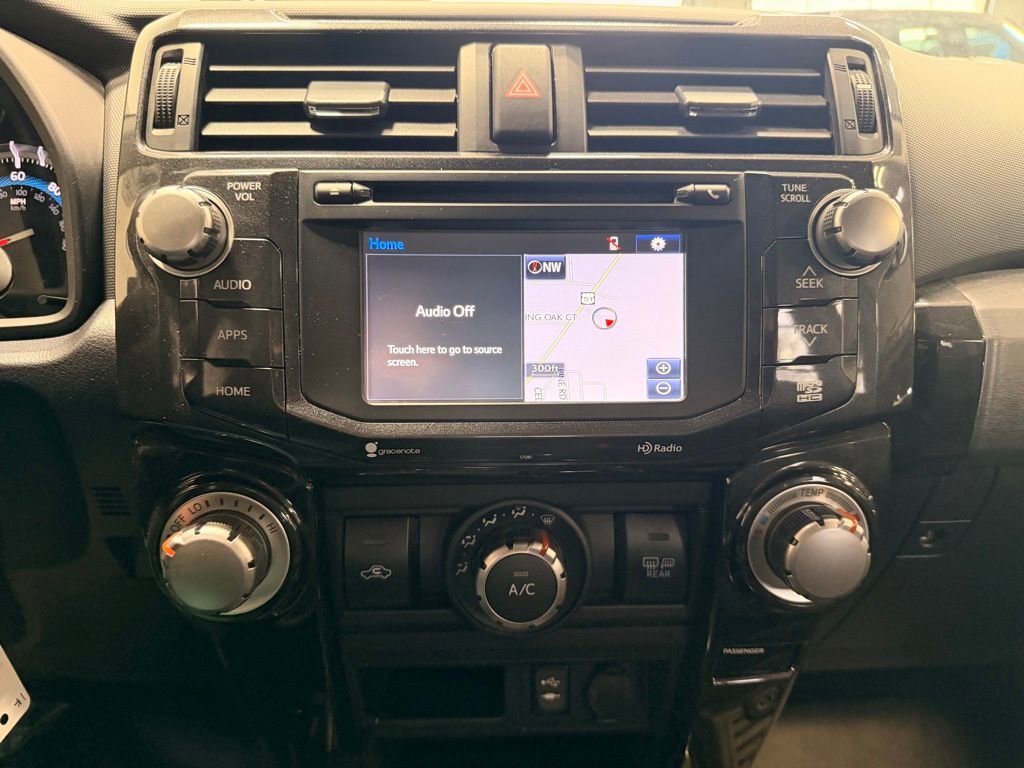 Used 2015 Toyota 4Runner Trail image 31